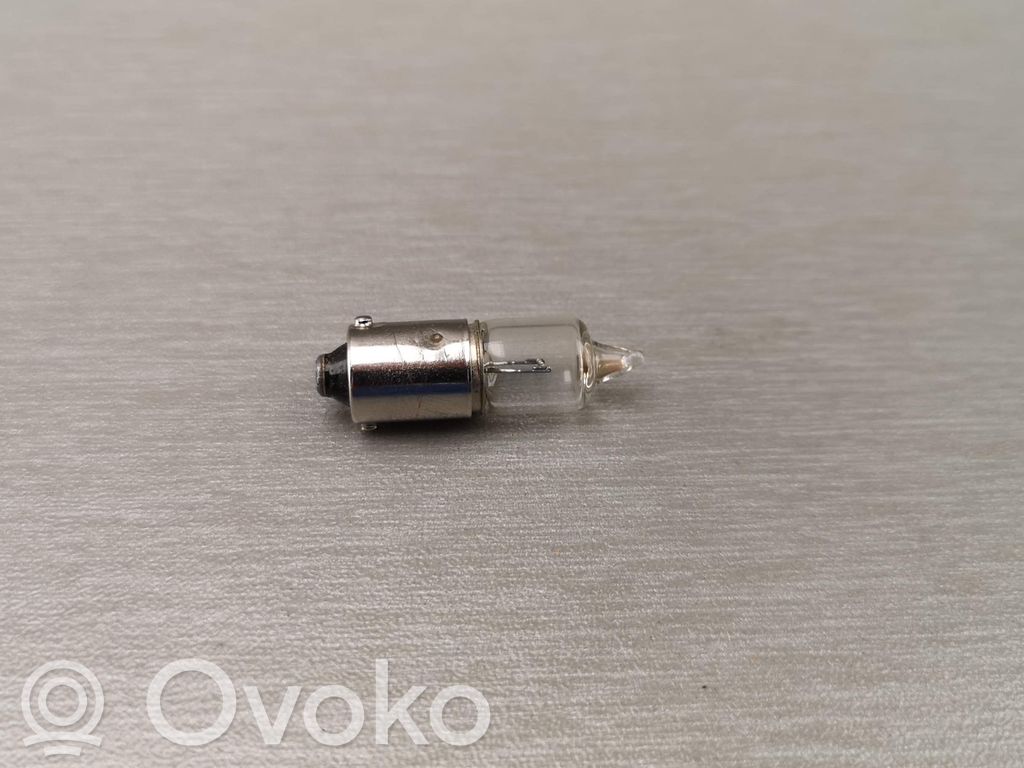 Etuajovalon polttimo   63126904048,6904048
