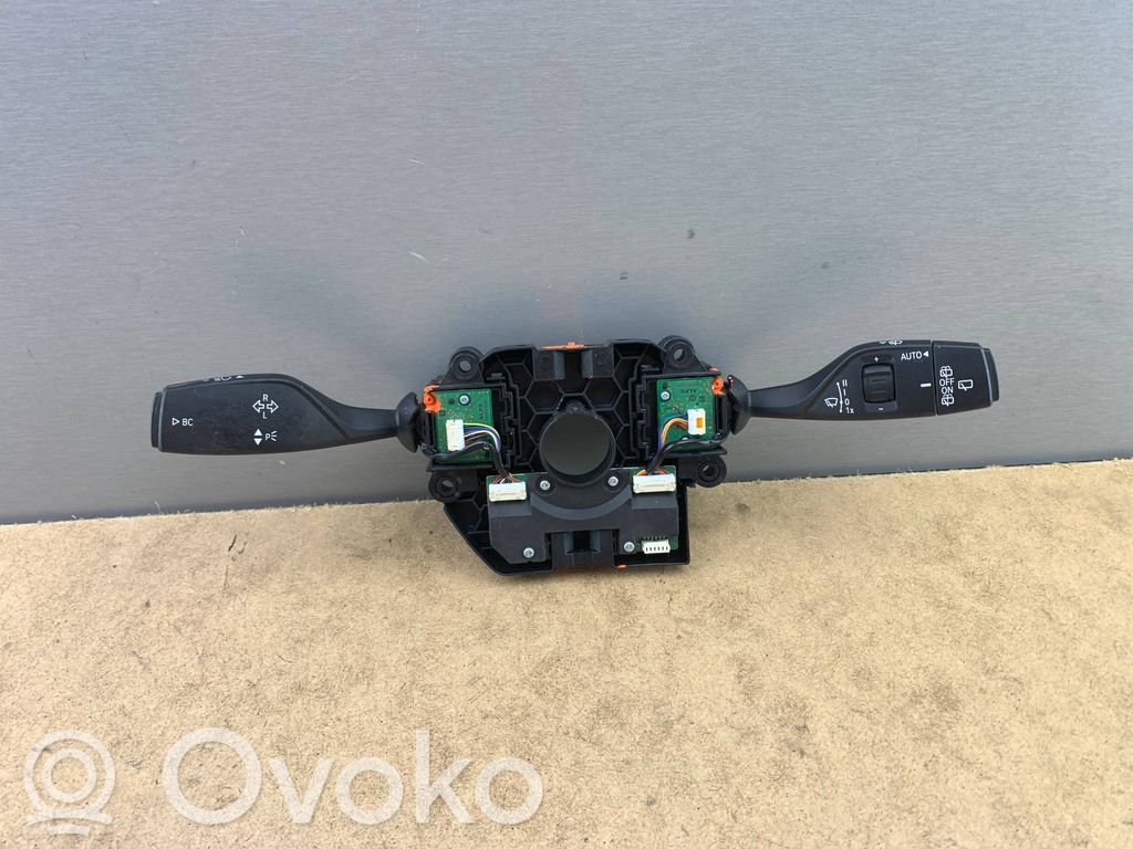 BMW X3 F25 Interruptor/palanca de limpiador de luz de giro 