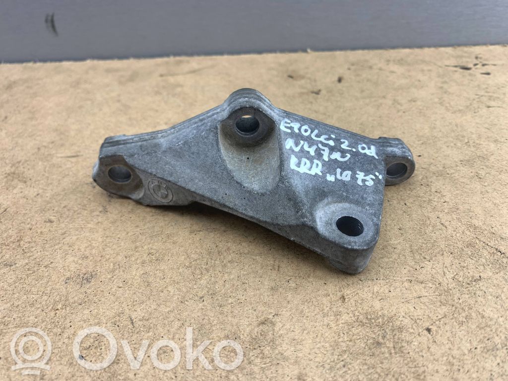 Support pompe injection à carburant   7810698,13517810698,13518599773,8599773