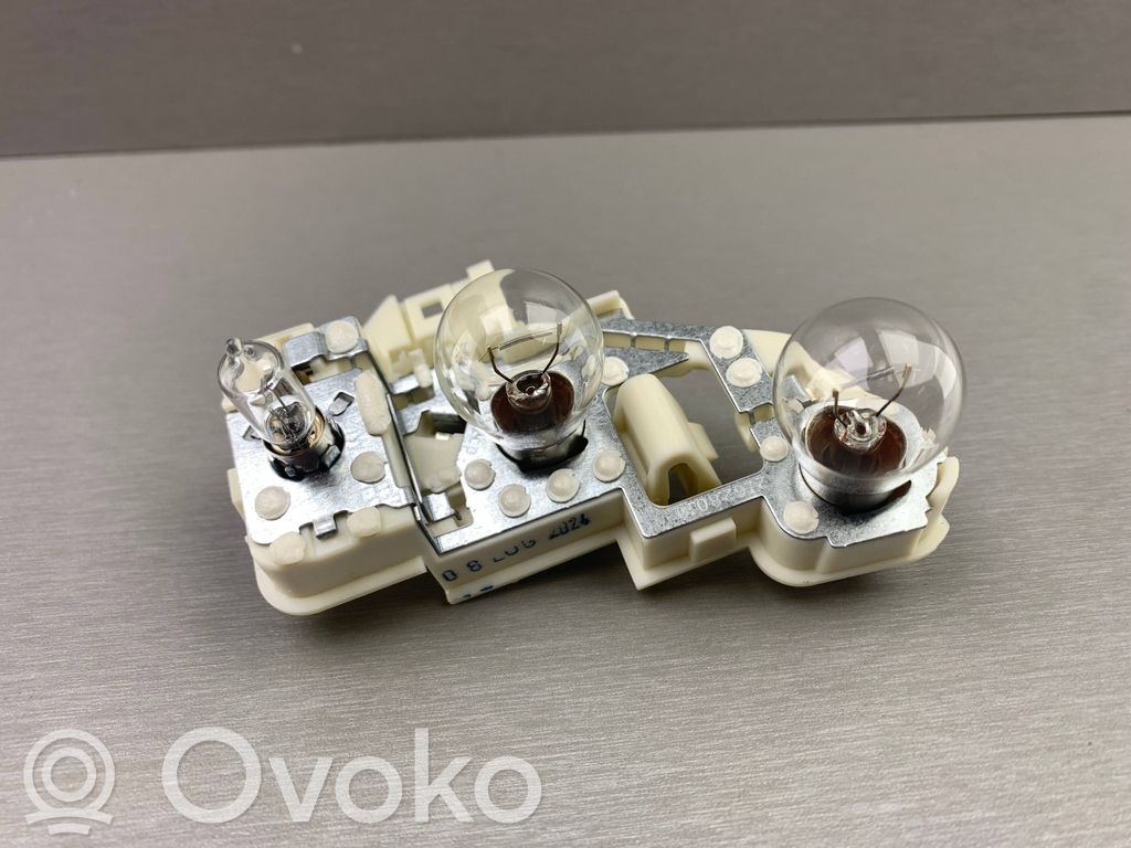 BMW 3 E90 E91 Tail light bulb cover holder 