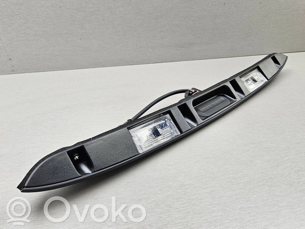 BMW 3 E46 Trunk door license plate light bar 