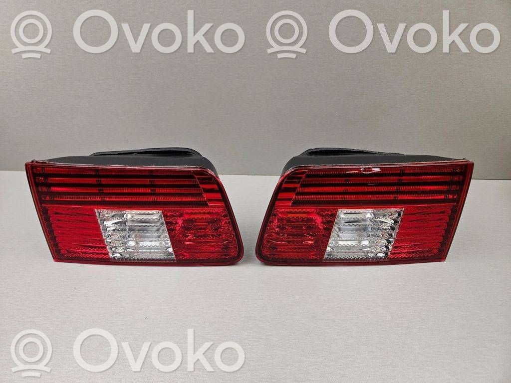 BMW 5 E39 Aizmugurējais lukturis pārsegā 