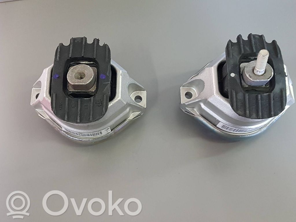 BMW 5 E60 E61 Engine mount bracket 