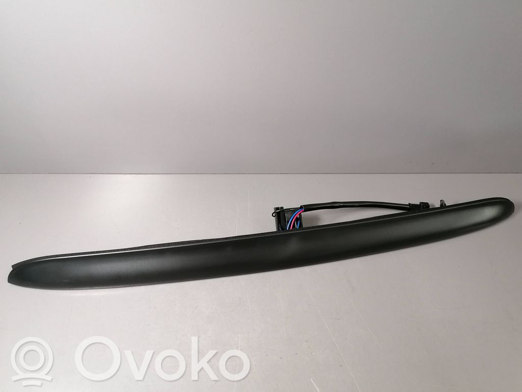 BMW 3 E46 Trunk door license plate light bar 