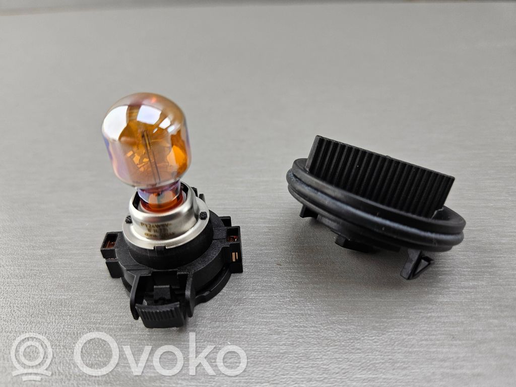 BMW 3 E90 E91 Headlight/headlamp bulb 