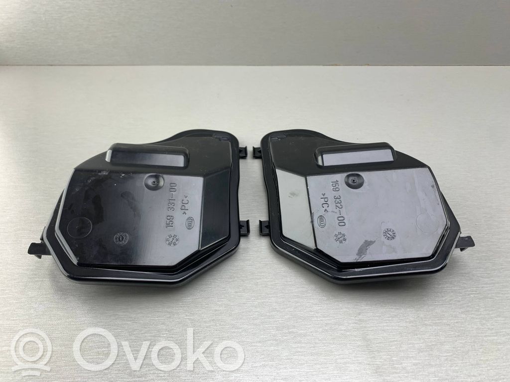 Headlight/headlamp dust cover   6933239,6933240,63116933239,159331,15933100,159332,15933200,63116933240