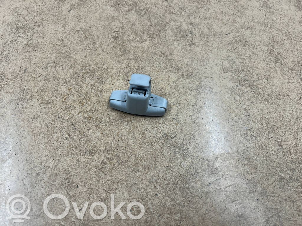 BMW 3 E46 Sun visor clip/hook/bracket 