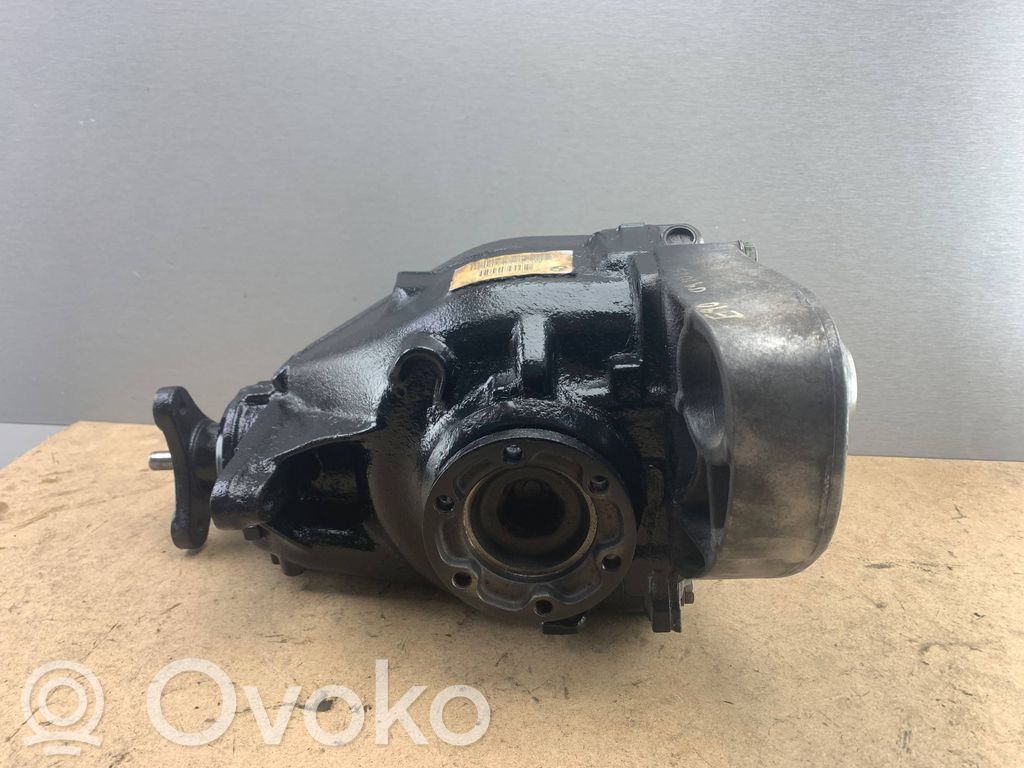 BMW 3 E90 E91 Galinis reduktorius 