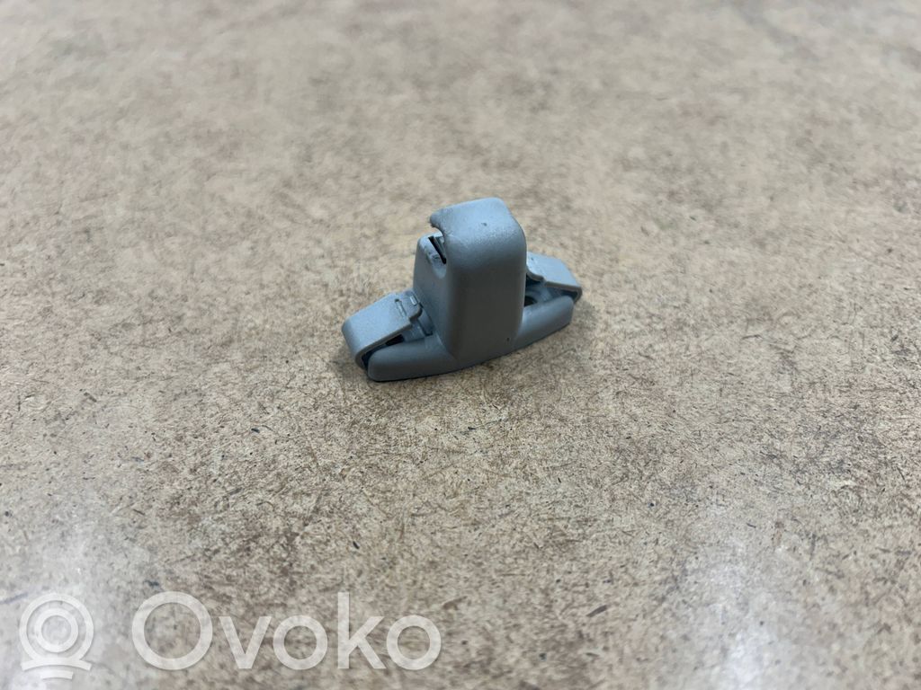 BMW 3 E46 Sun visor clip/hook/bracket 
