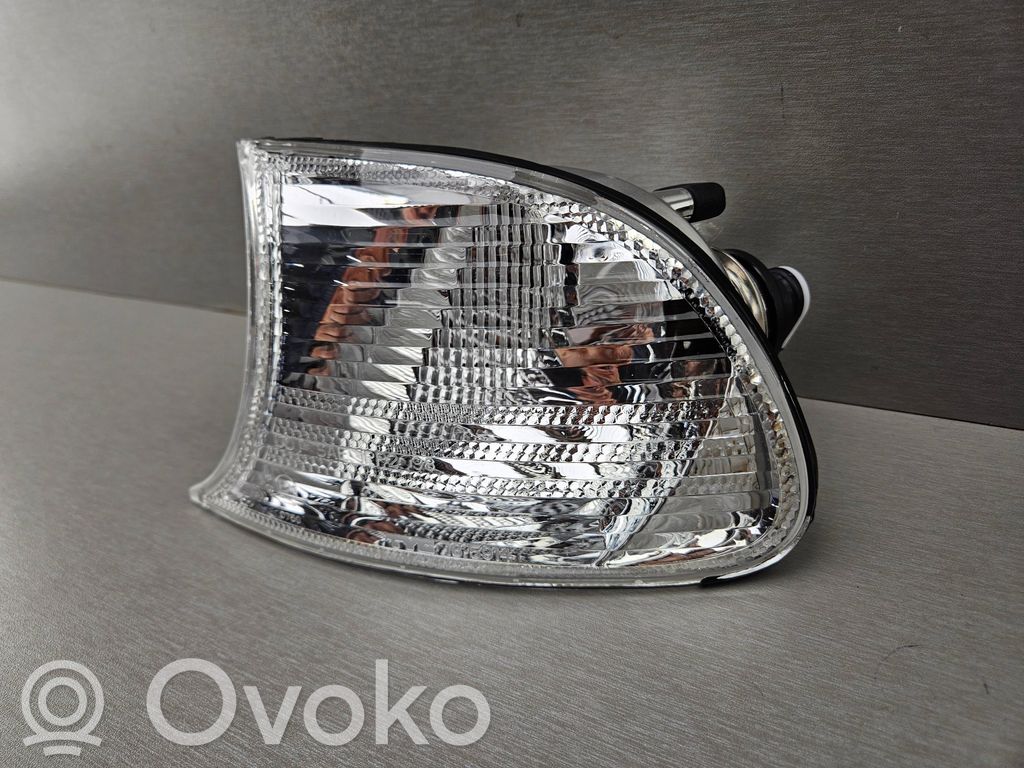 BMW 3 E46 Front indicator light 