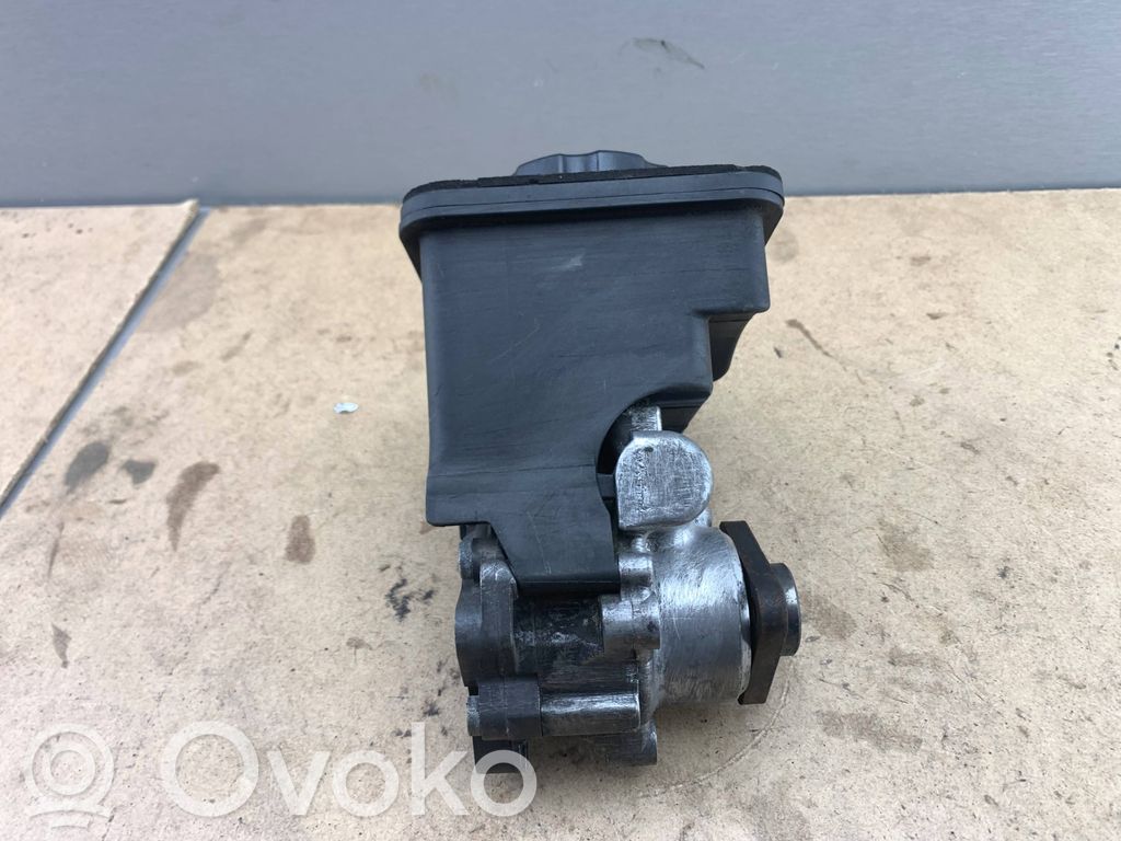 BMW 5 E60 E61 Power steering pump 