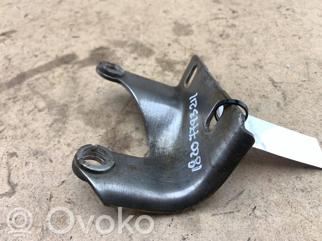 BMW 3 E90 E91 Muffler mount bracket/holder 