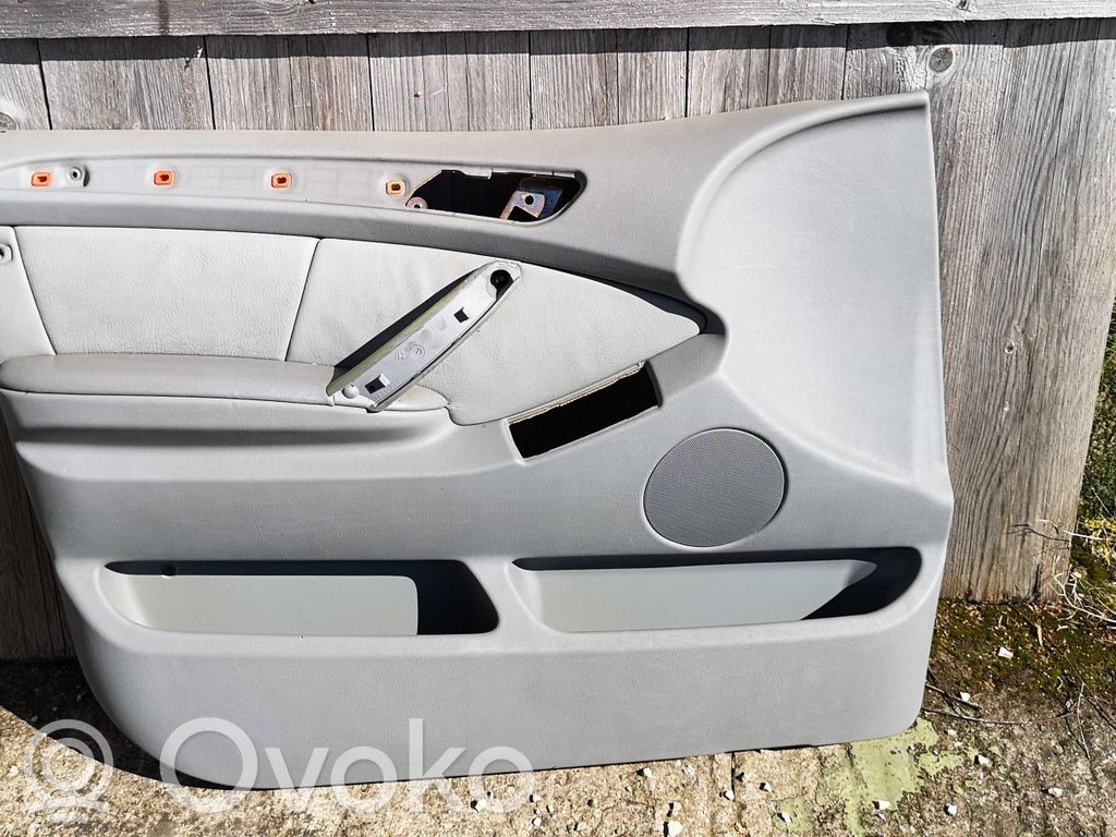 BMW X5 E53 Etuoven verhoilu 