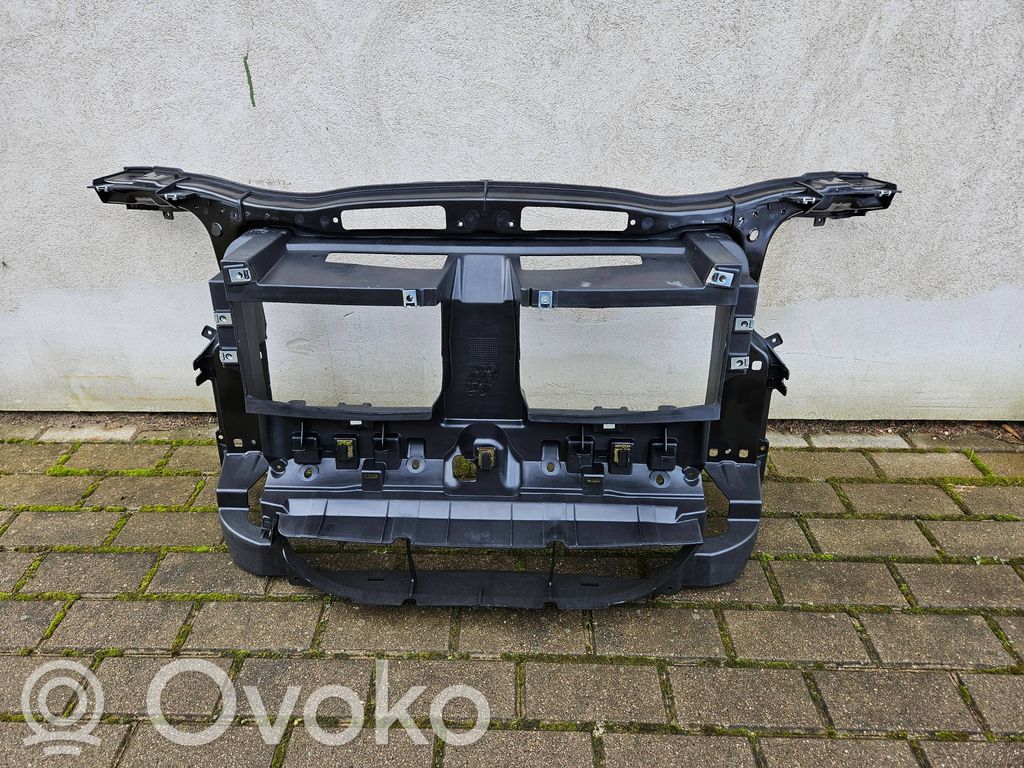 BMW X1 E84 Панель радиаторов 