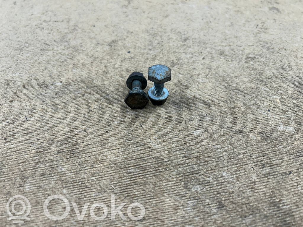 BMW 3 E46 Front suspension camber bolt 