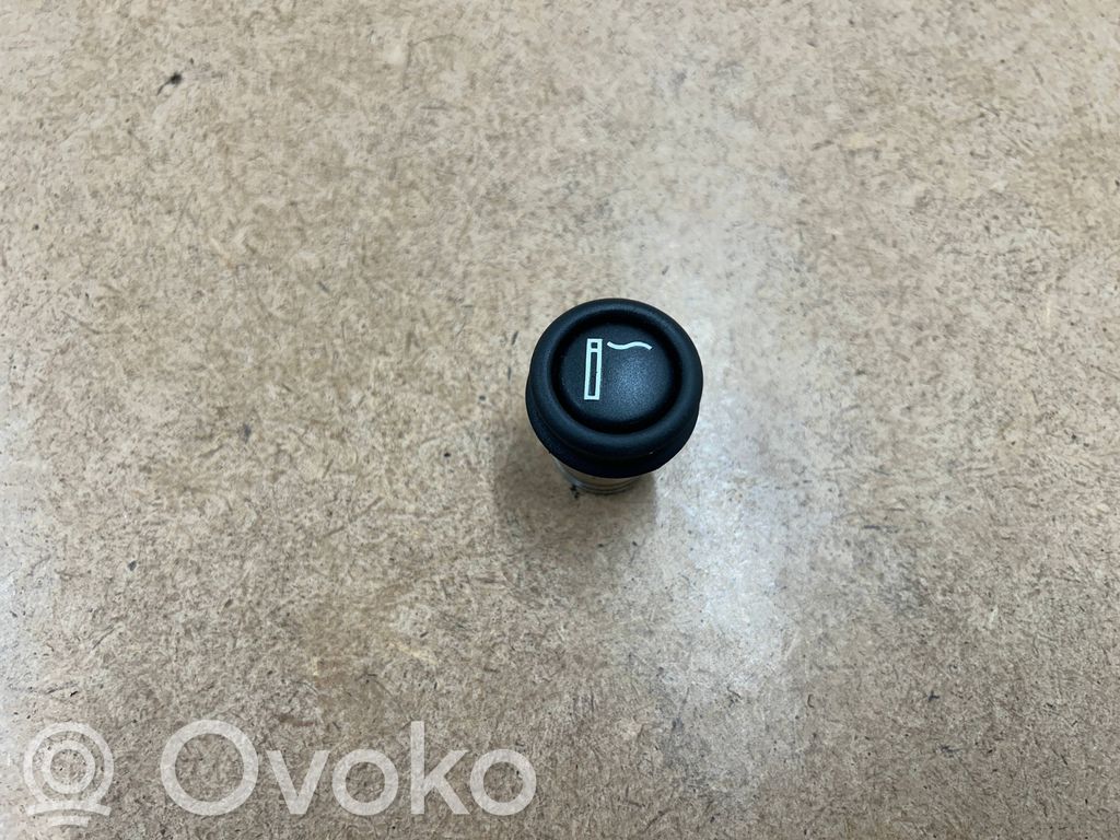 BMW 3 E46 Cigarette lighter 