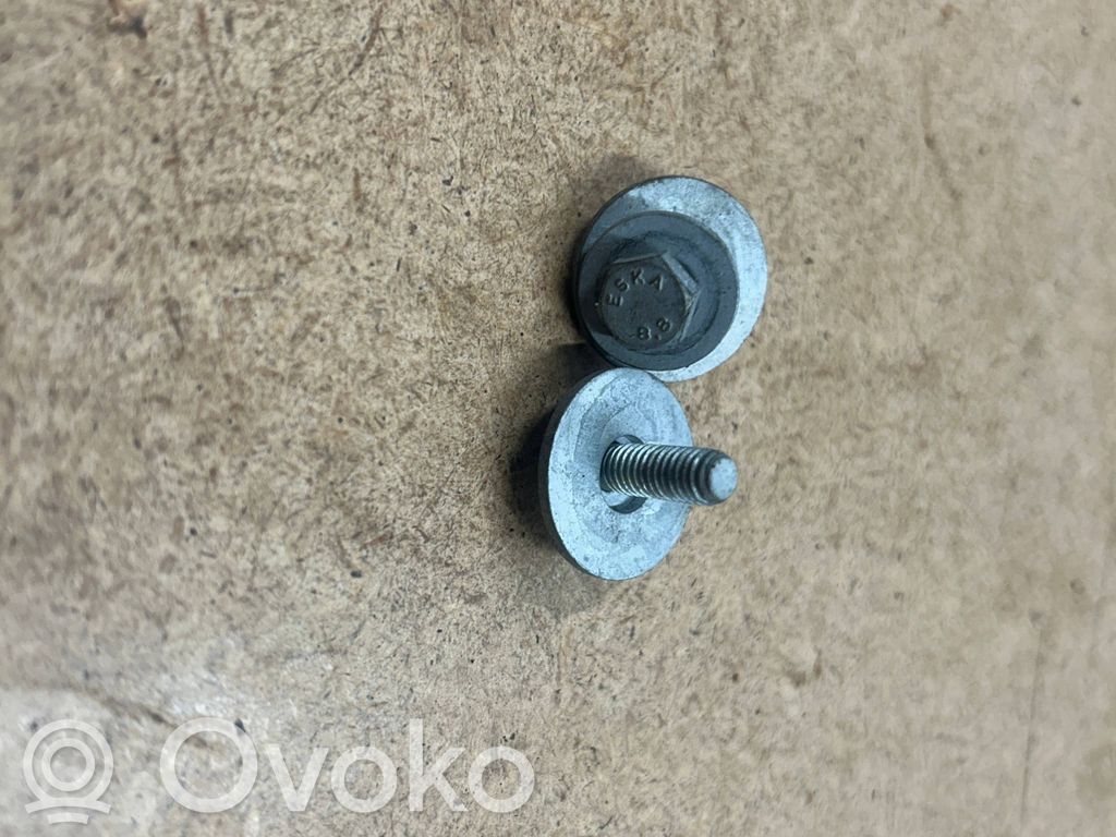 BMW 3 E46 Front suspension camber bolt 