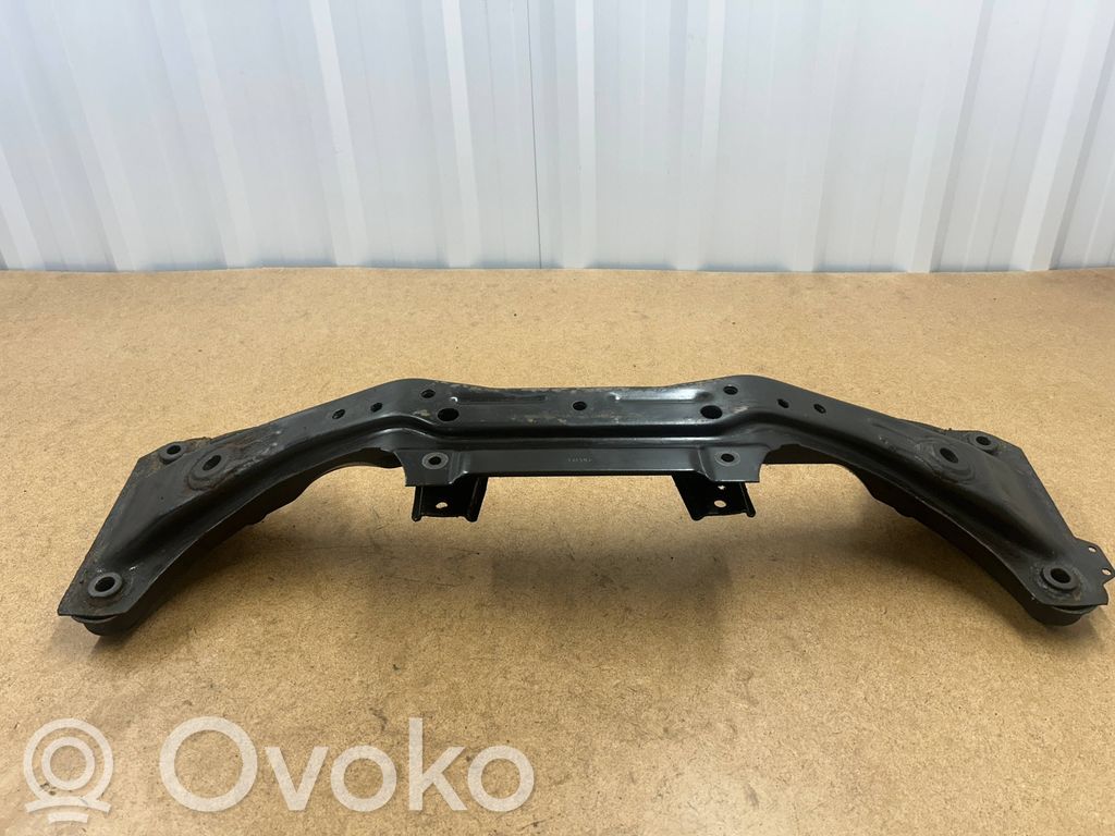 BMW 3 E46 Priekinis traversas 