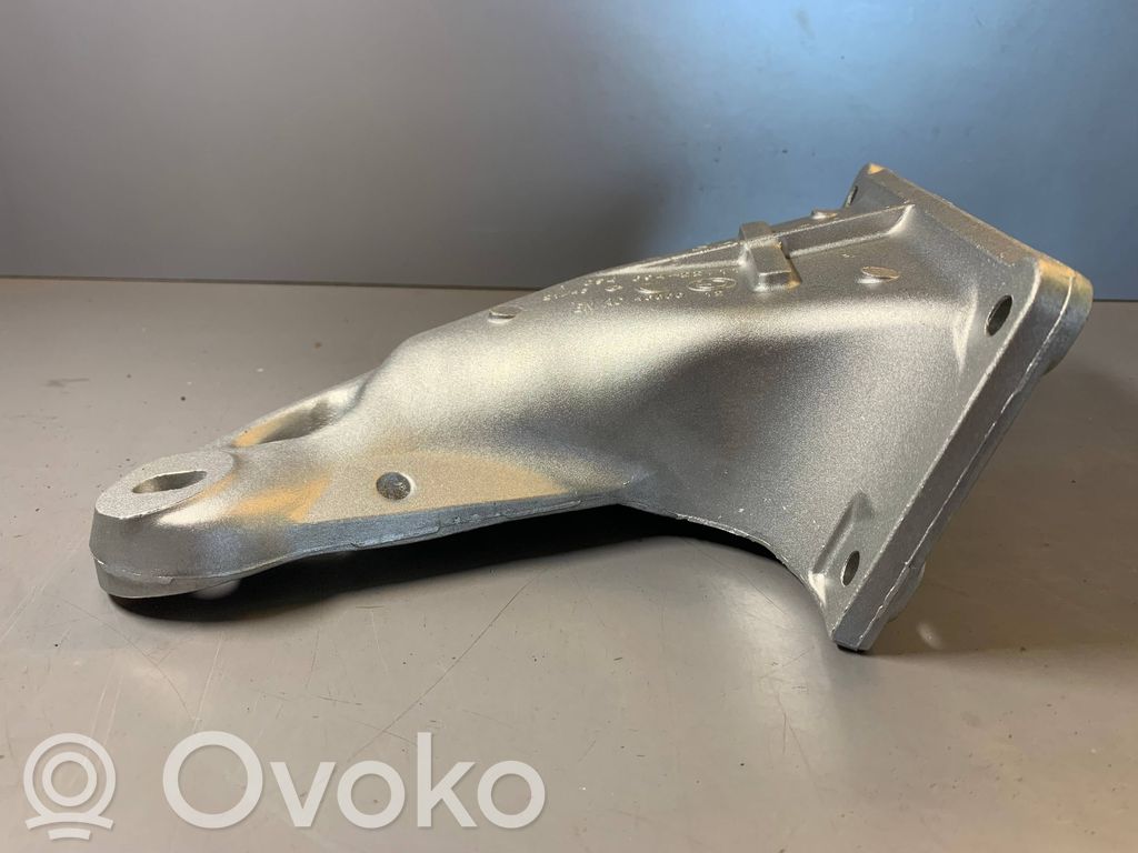 BMW 3 E46 Engine mounting bracket 