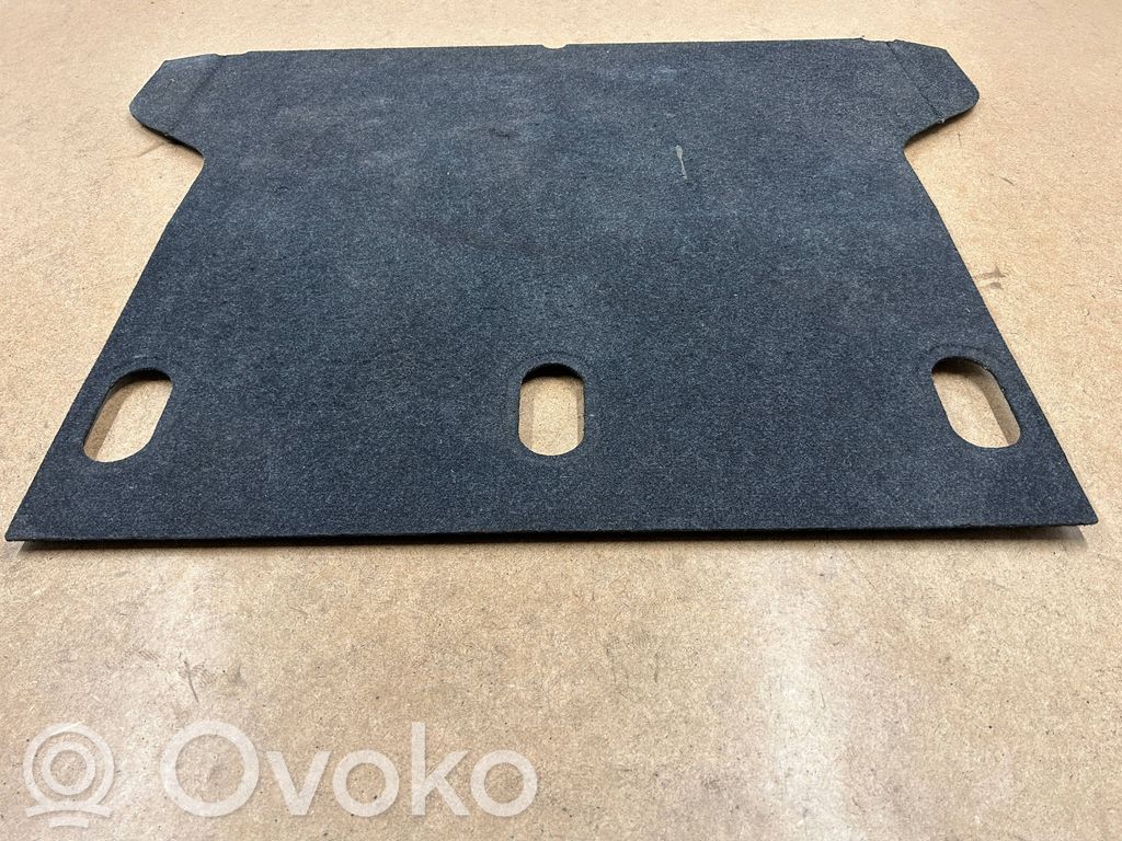 BMW 3 E46 Kita bagažinės apdailos detalė 