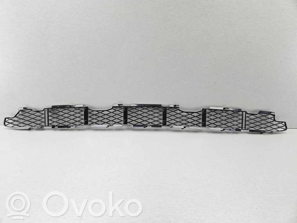 Front bumper lower grill   7111767,51117111767
