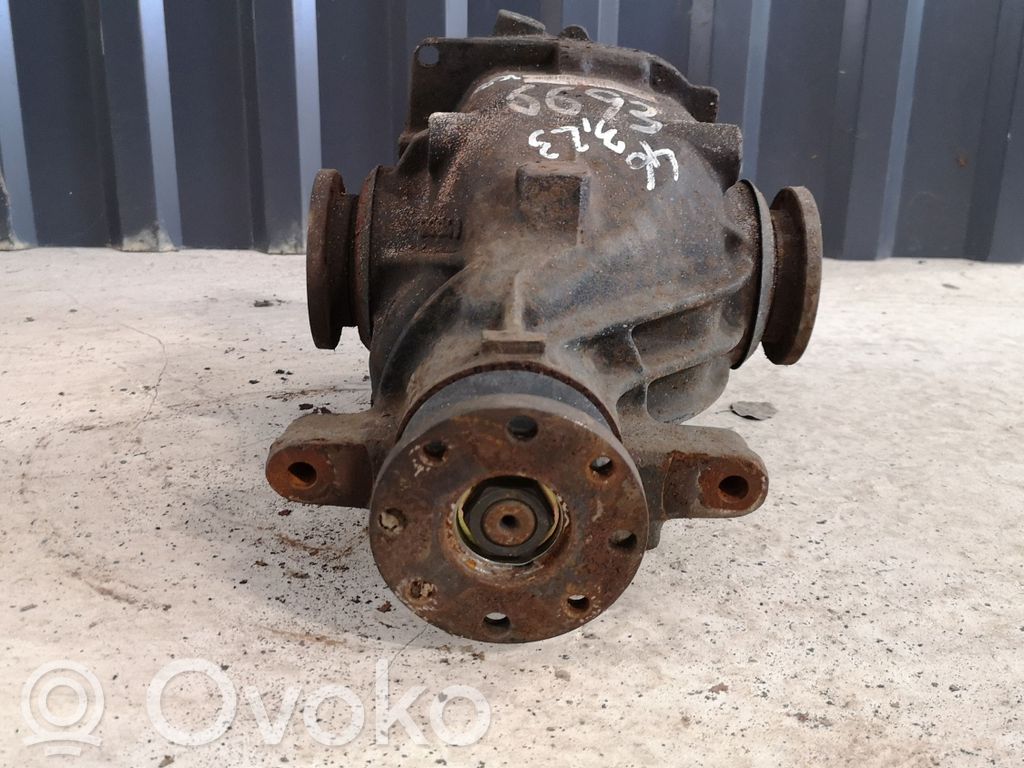 BMW 3 E46 Rear differential 