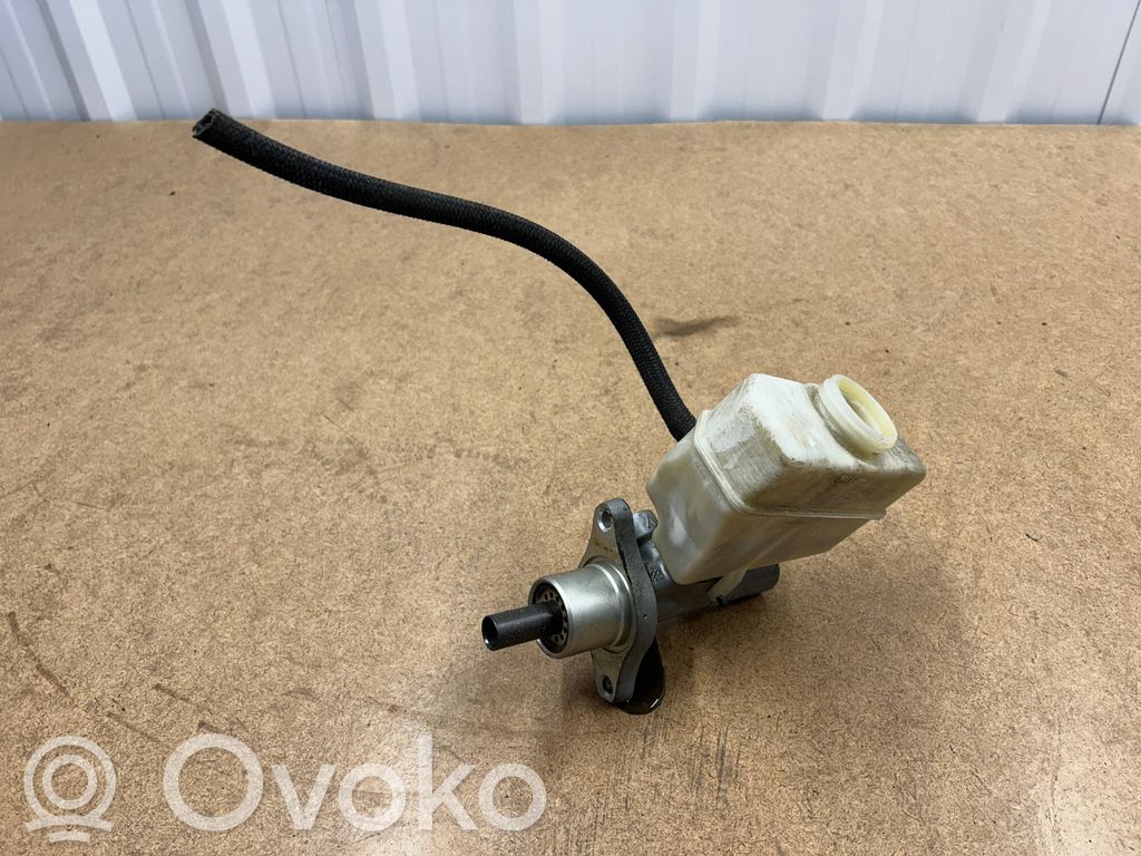 BMW 3 E46 Master brake cylinder 
