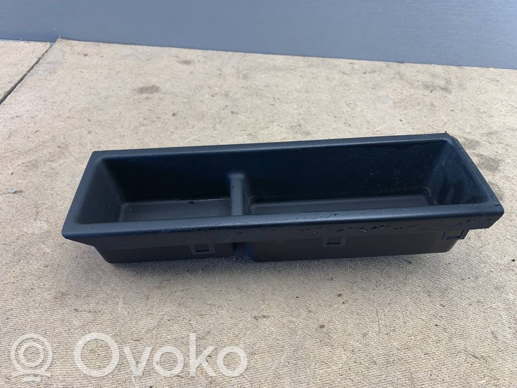 BMW 3 E46 Glove box central console 