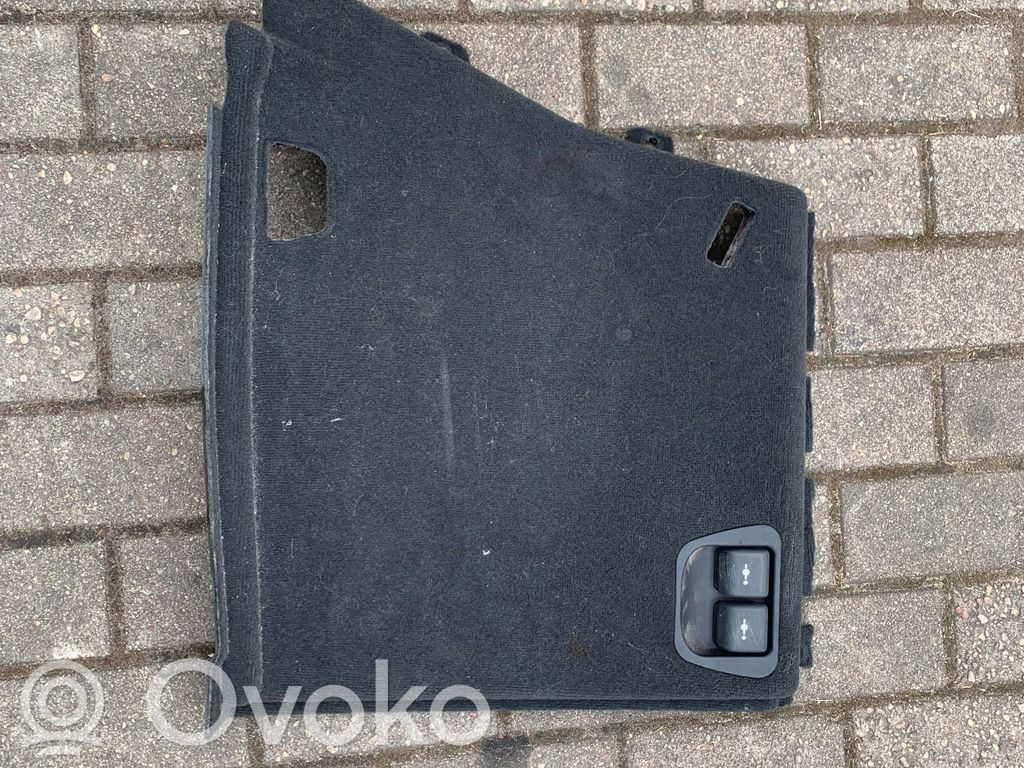 BMW X5 E53 Dolny panel schowka koła zapasowego 
