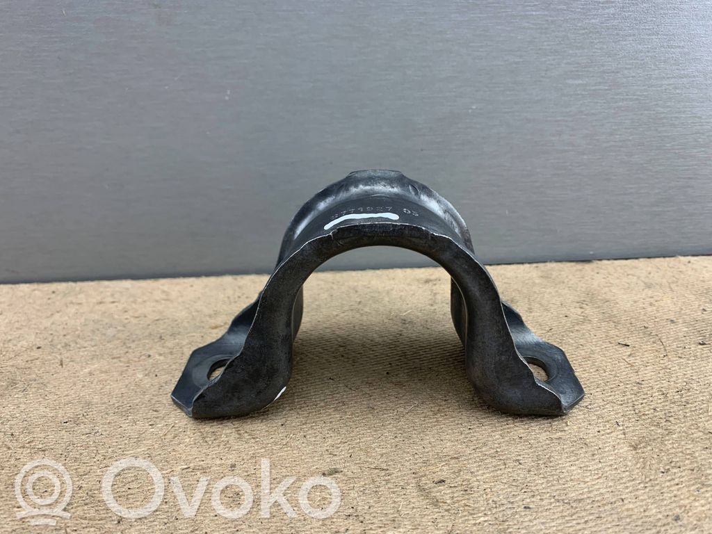 BMW X5 E70 Mocowanie stabilizatora osi przedniej 