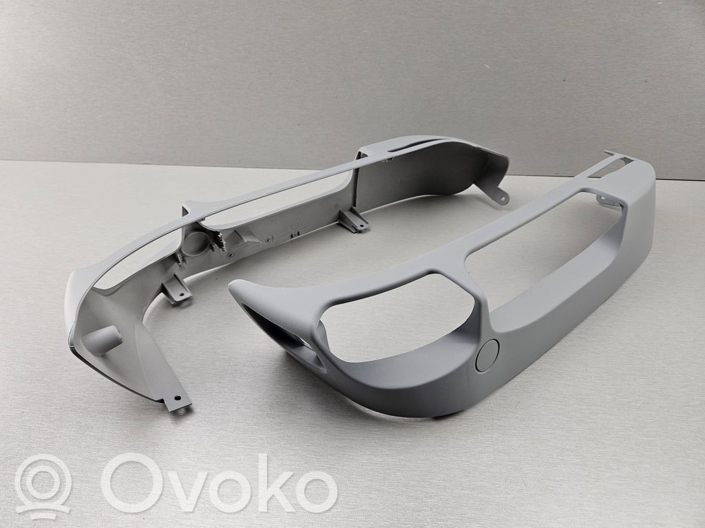 Seat trim   7057989,52107057989,8207225,52108196991,52108207221,52108207225,52108207234,8196991,8207221,8207234