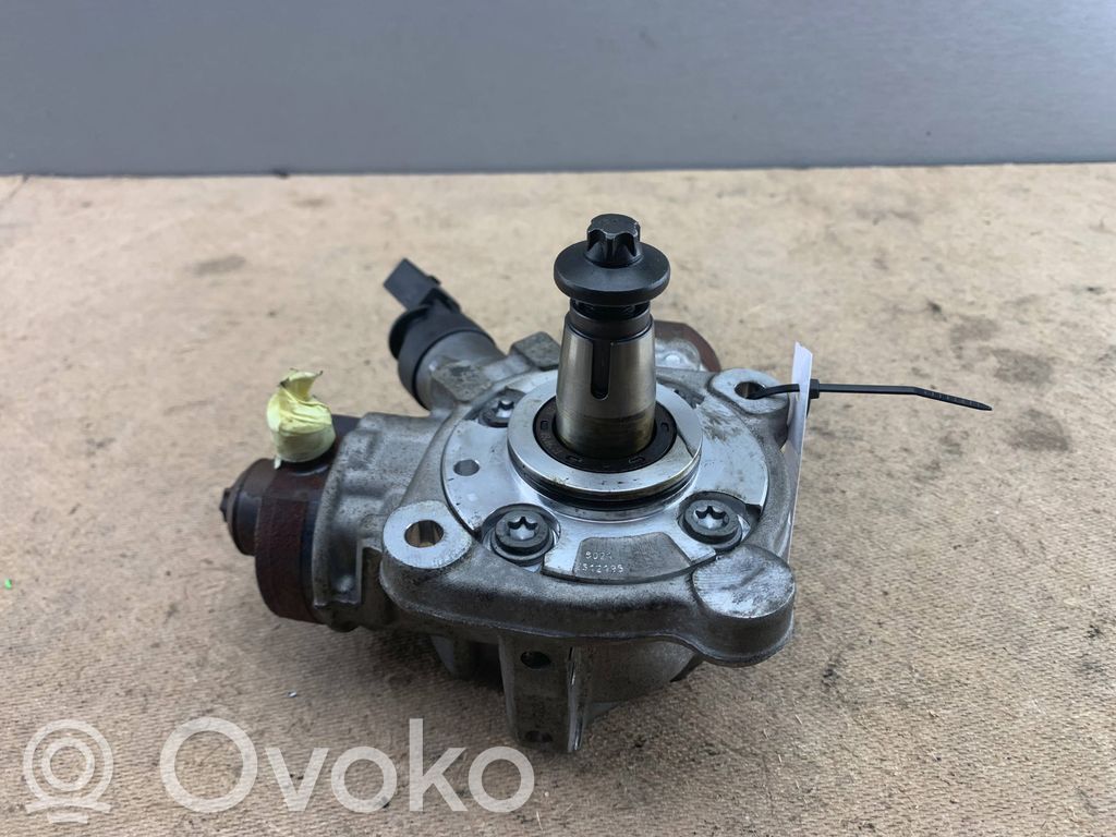 BMW X3 F25 Pompa wtryskowa wysokiego ciśnienia 
