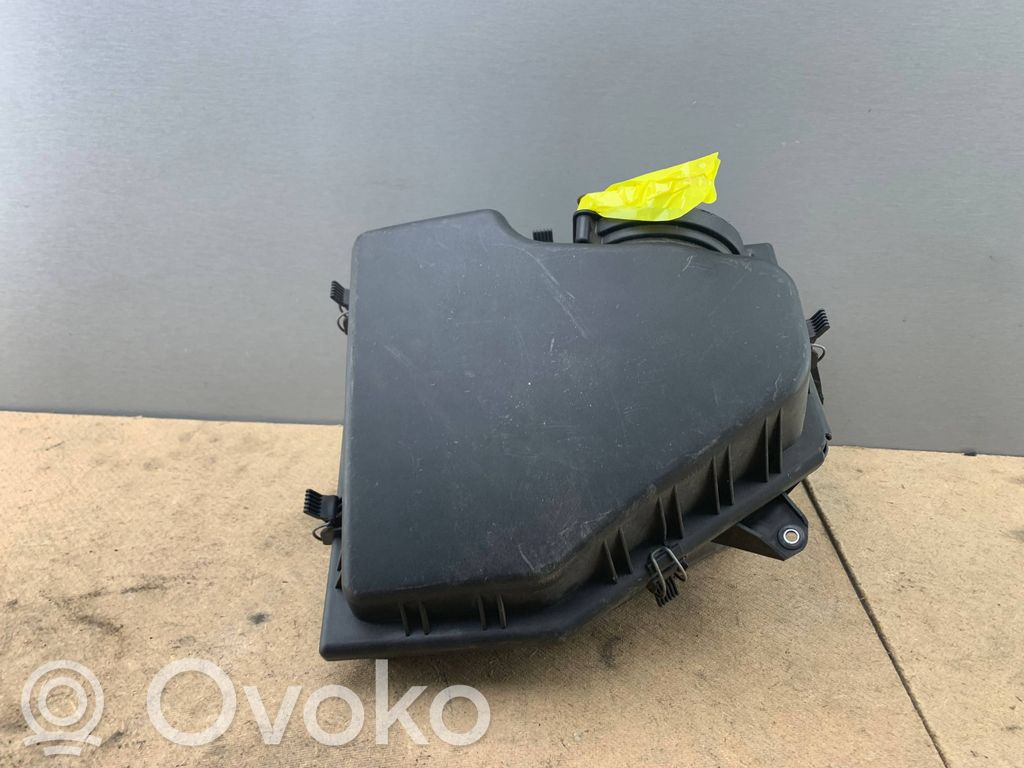 Air filter box   7792416,13717792416,13627527810,13627805193,7527810,7805193