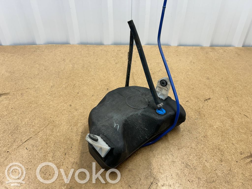 BMW 3 E46 Aktiivihiilisuodattimen polttoainehöyrysäiliö 
