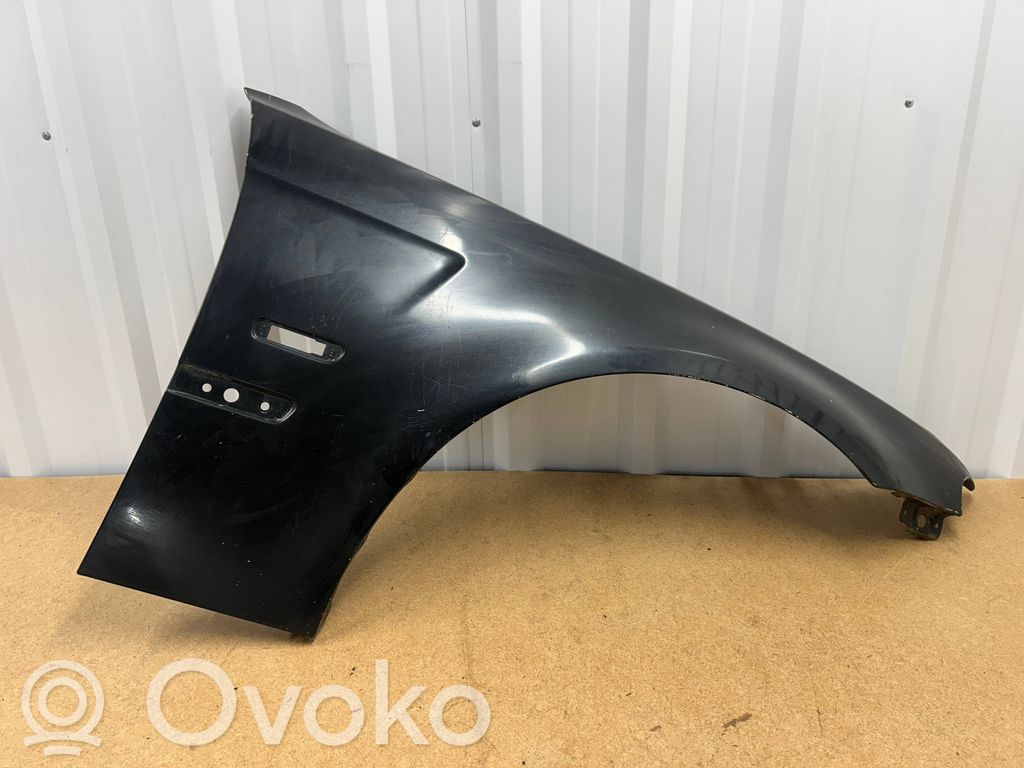 BMW 3 E46 Sparnas 