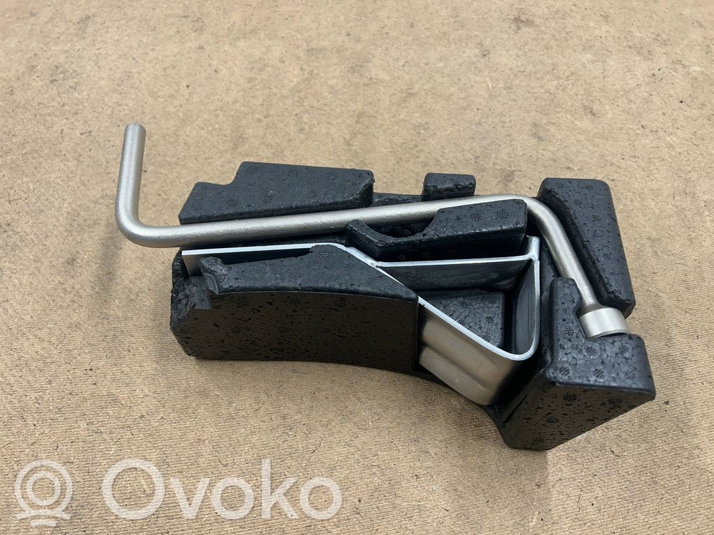 BMW 3 E46 Tool set 