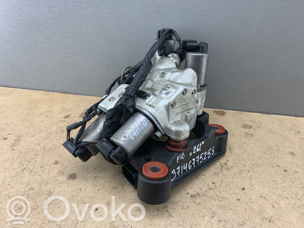 BMW 5 F10 F11 Ansamblu control stabilizator activ cu supapă 