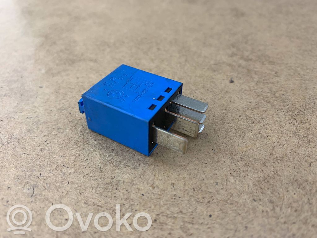 BMW 3 E90 E91 Other relay 