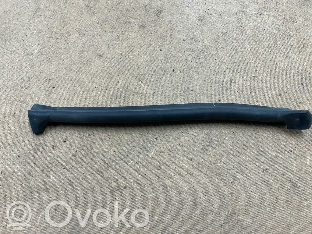 BMW 3 E46 Engine compartment rubber 