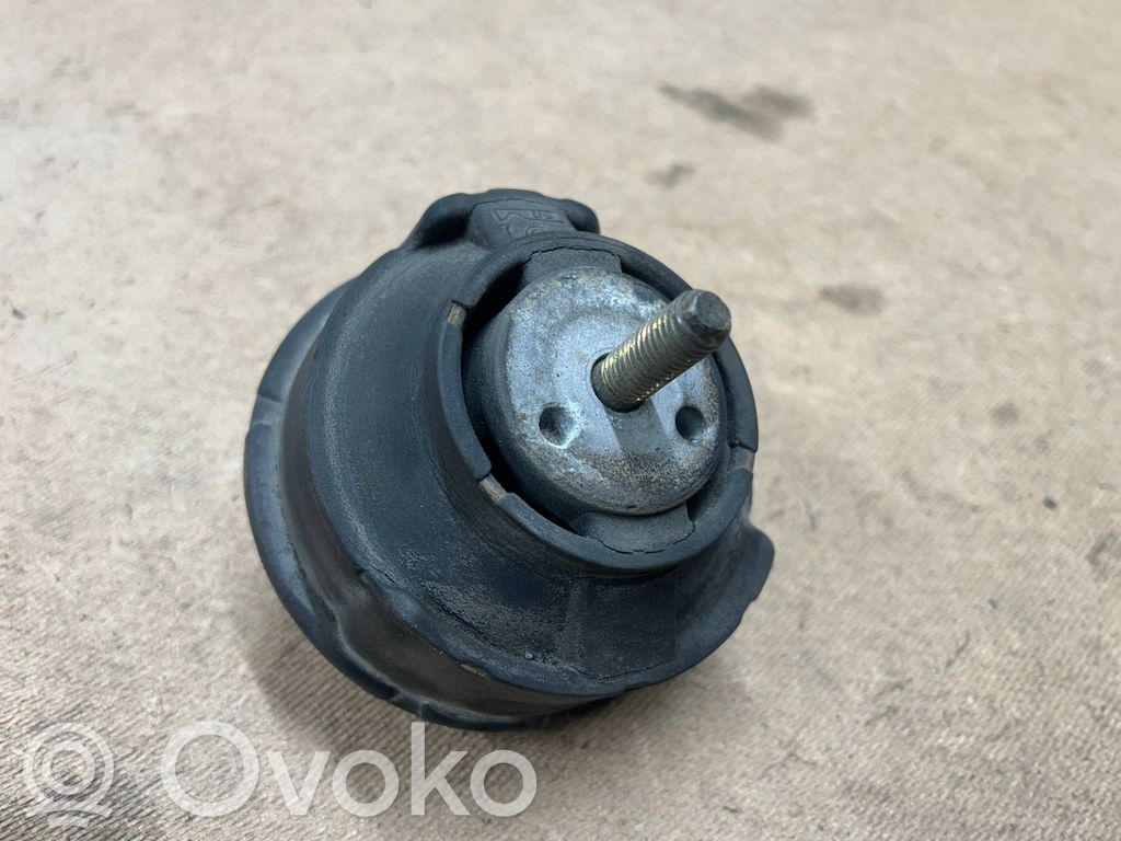 BMW 3 E46 Engine mount bracket 