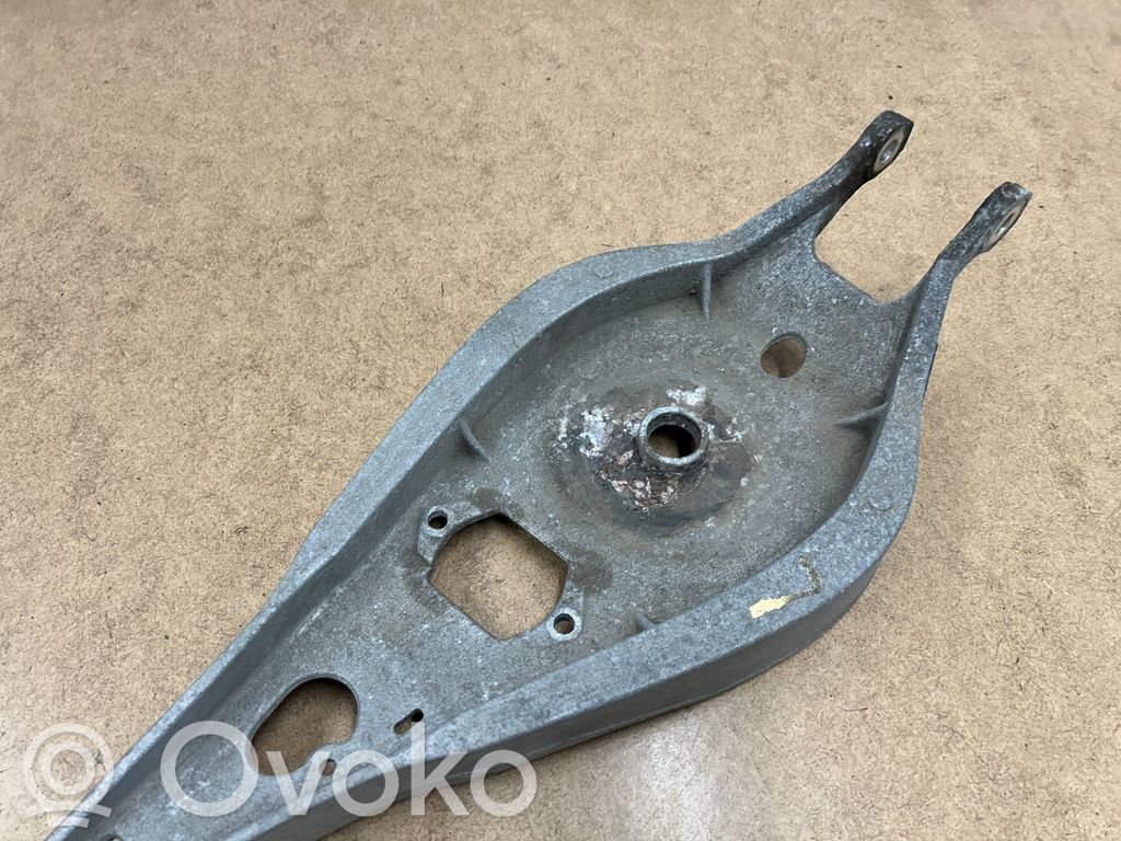 BMW 3 E46 Basculă superioară spate 