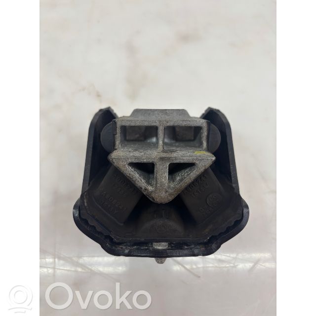 Mercedes-Benz Sprinter W907 W910 Engine mount bracket 