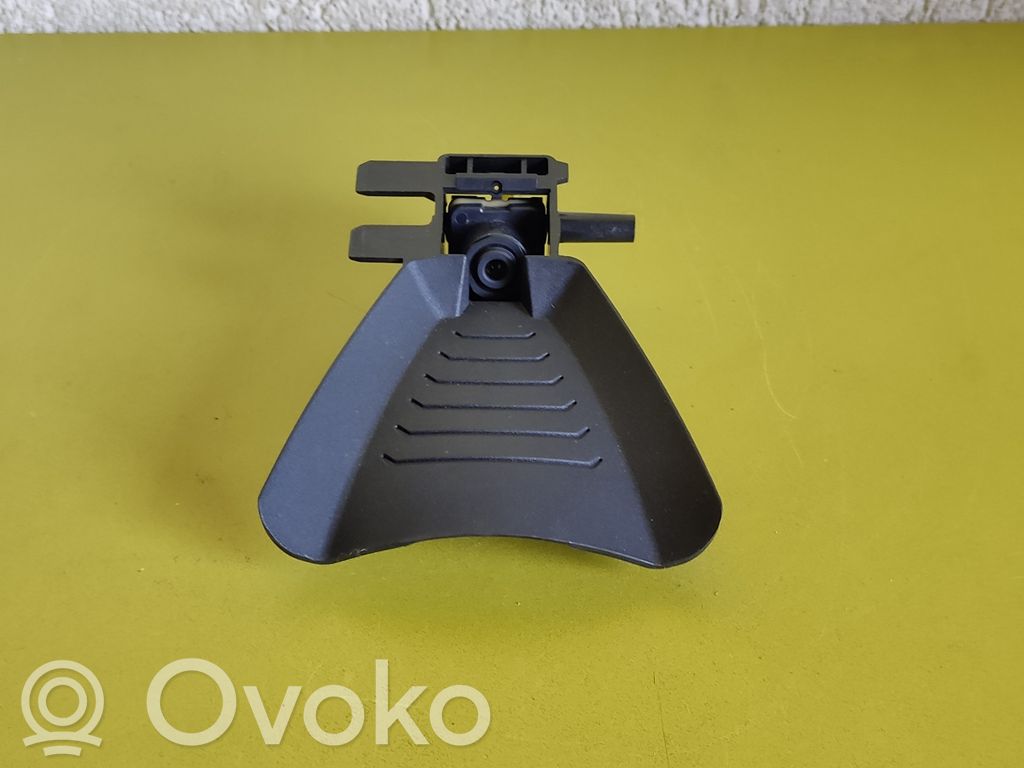 BMW X1 F48 F49 Windshield/windscreen camera 