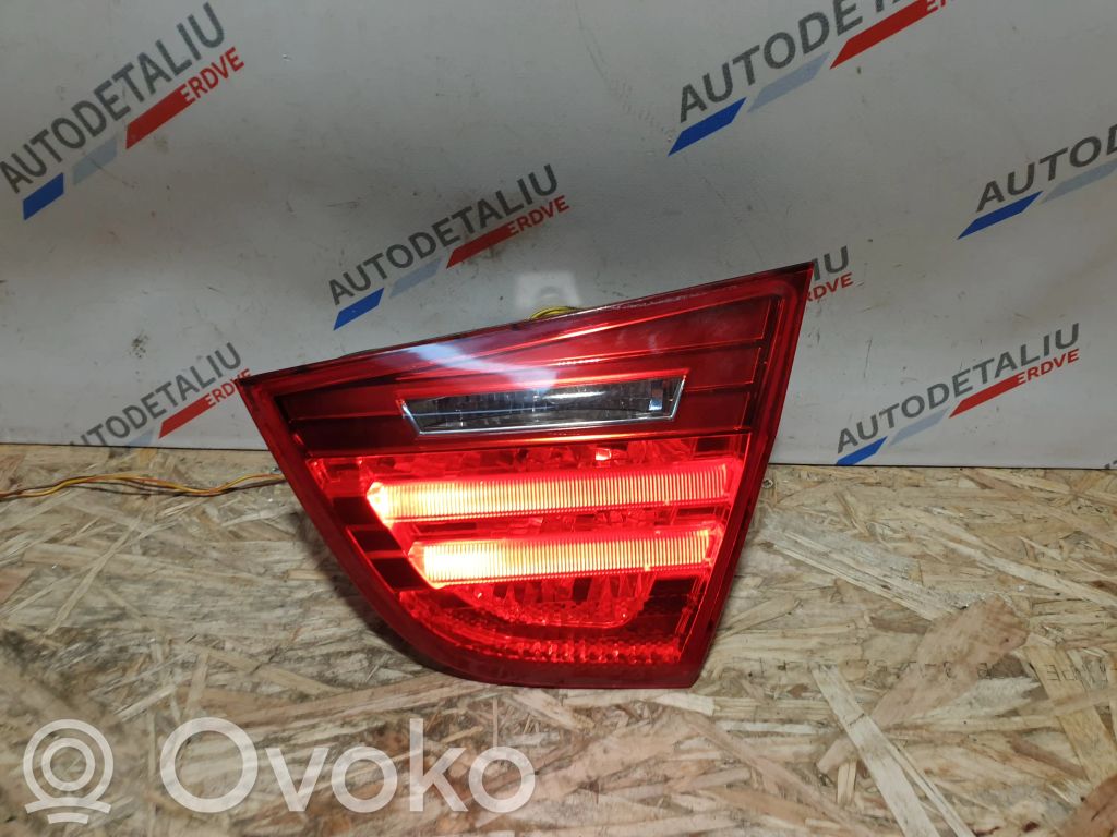 Tailgate rear/tail lights   4871734,7289428