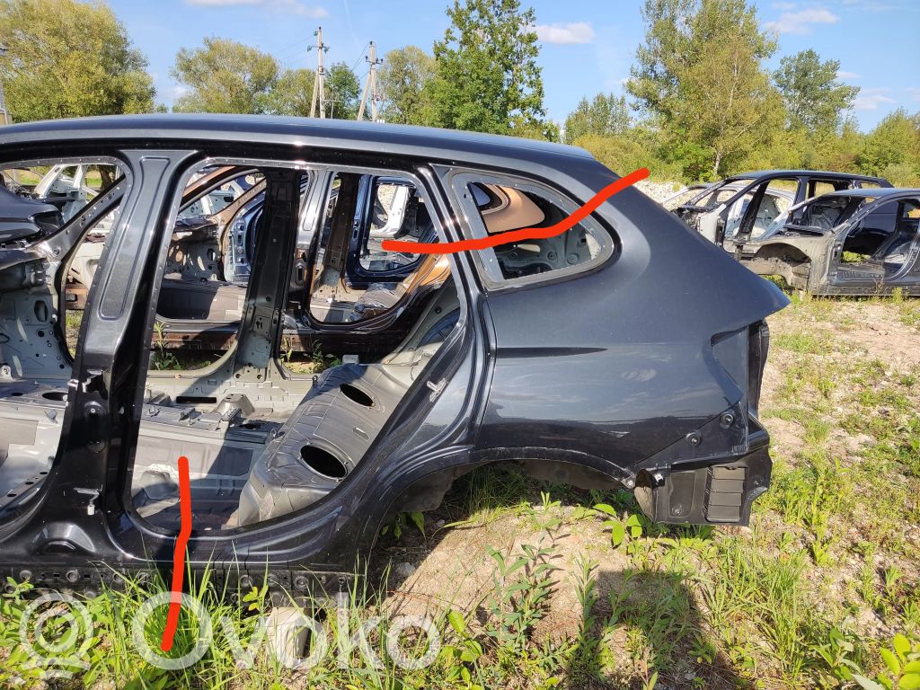 BMW X1 E84 Panel lateral trasero 