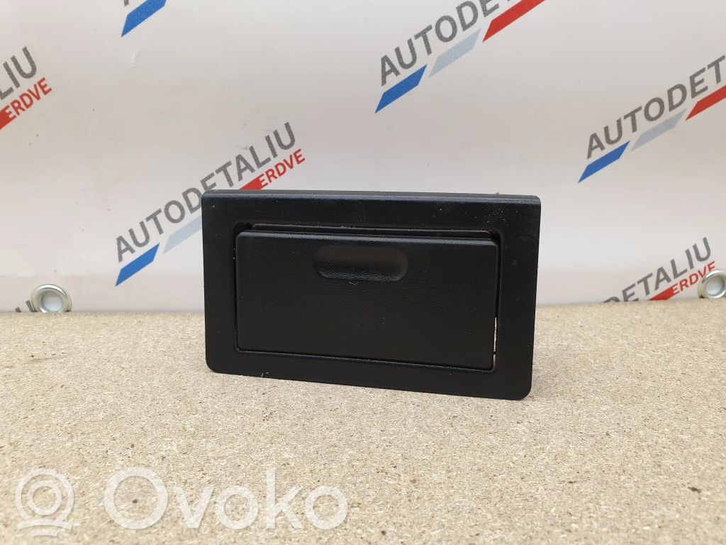 BMW 3 E36 Posacenere (anteriore) 