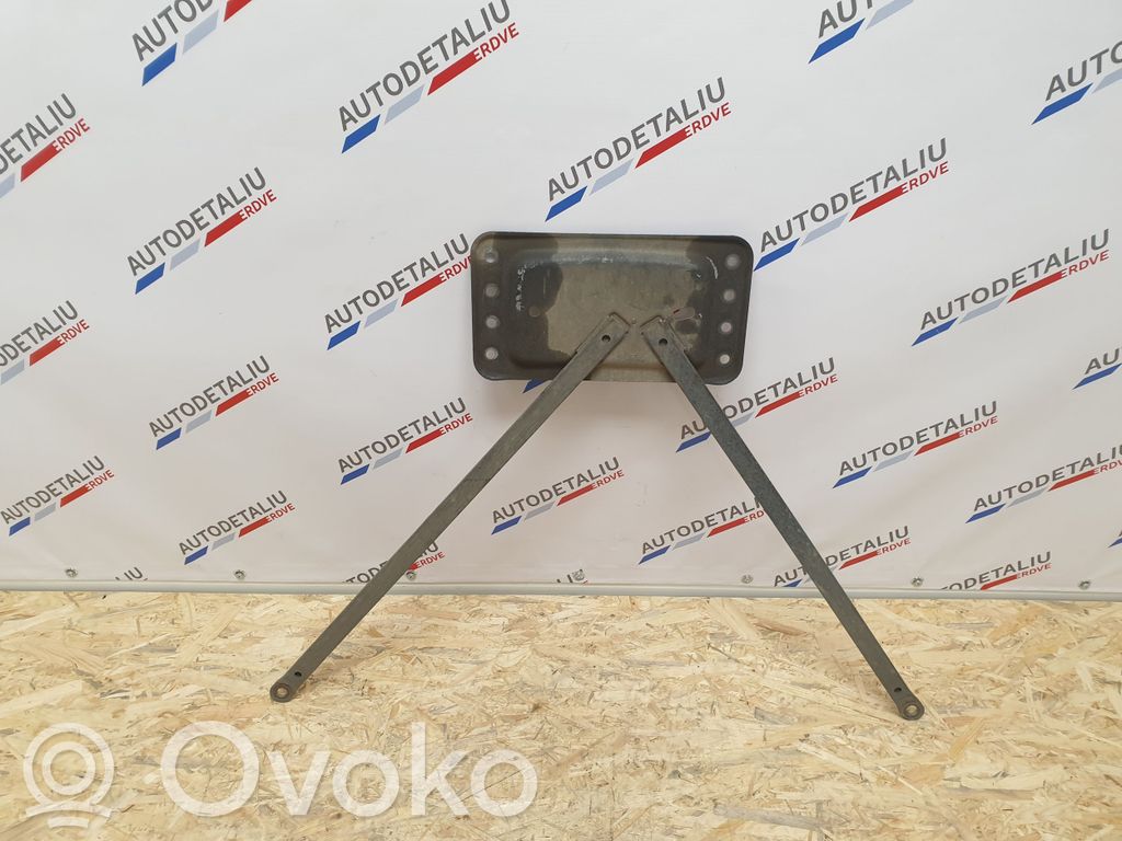 BMW 3 E92 E93 Cita virsbūves detaļa 