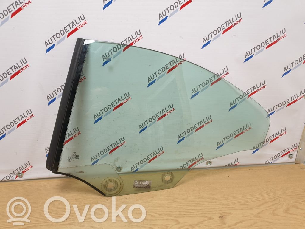 BMW 3 E92 E93 Rear door window glass 