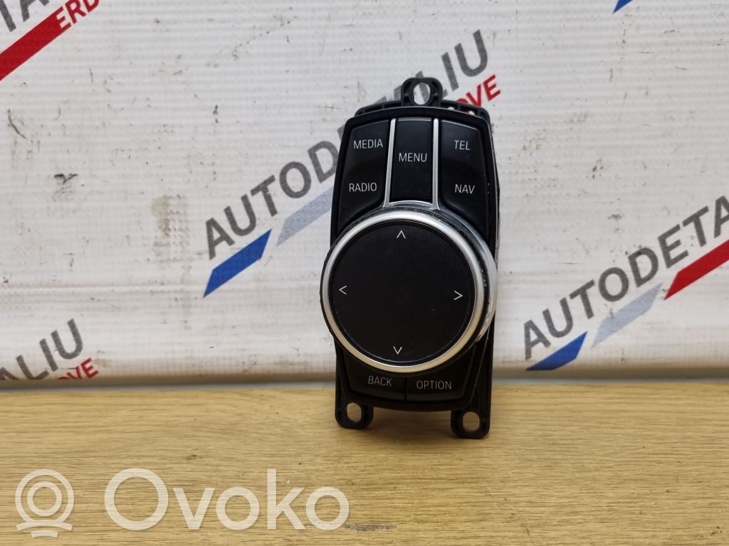 BMW 2 F46 Head unit multimedia control 