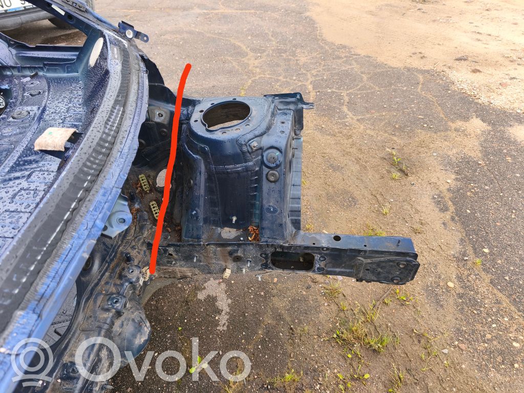 BMW 2 F45 Panel lateral delantero 